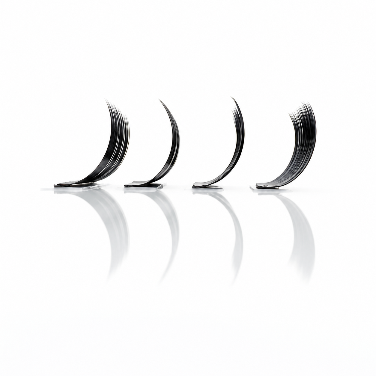 Silk Eyelash Extensions – Mixed Length Trays (7–15mm Assortment)